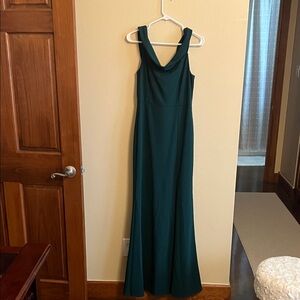 Elegant Green Evening Gown